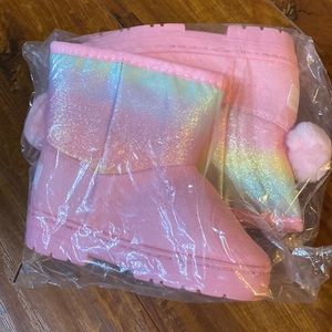 Rampage Girls blush pastel rainbow winter faux‎ fur lined boots NWT